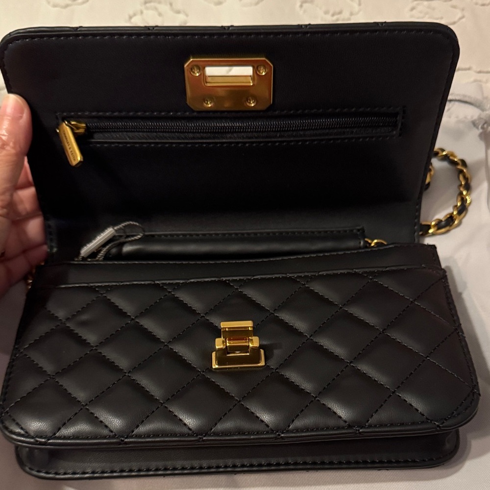 Charles & Keith Gradient Gift Box - Picture 9 of 13